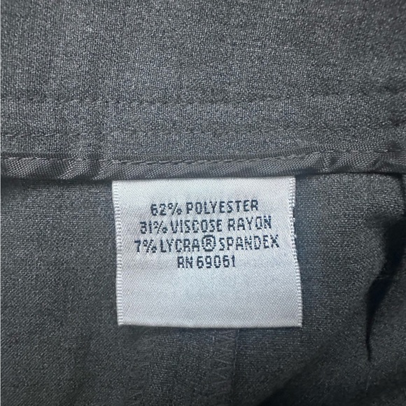 TALBOTS Ankle Pants Flat Front Side Zip Stretch
Gray Size 10 Petite - Picture 7 of 8